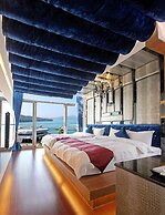 Shuian Lakeside Hotel