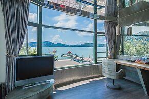 Shuian Lakeside Hotel