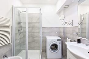 Modern Sorrento two bedroom Apartment with Terrace