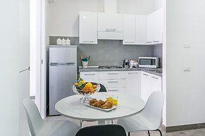 Modern Sorrento two bedroom Apartment with Terrace
