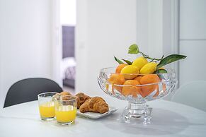 Modern Sorrento two bedroom Apartment with Terrace