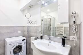 Modern Sorrento two bedroom Apartment with Terrace