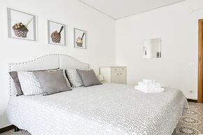 Sorrento 3 bedrooms Sunny Apt with terrace & view