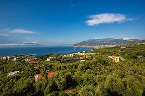 Romantic Rooftop Apartment with Pool&Terrace