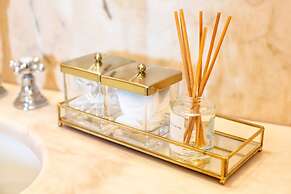 Romantic Rooftop Apartment with Pool&Terrace