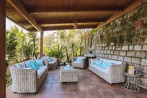 Romantic Rooftop Apartment with Pool&Terrace