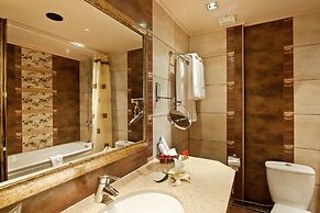 Balneo Complex & Spa Aquatonik