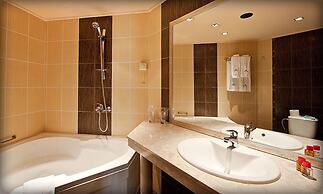 Balneo Complex & Spa Aquatonik