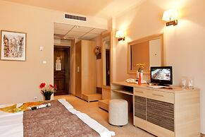 Balneo Complex & Spa Aquatonik