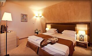 Balneo Complex & Spa Aquatonik