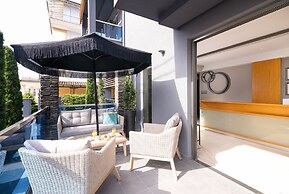 SKS Luxury Suites & Rooms