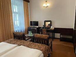 Hotel Dwor Polski