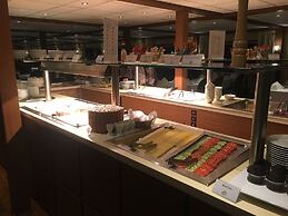 Select MS Charles Dickens - Cologne