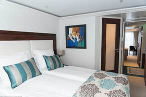 Select MS Charles Dickens - Neuss