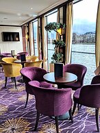 Select MS Charles Dickens - Neuss