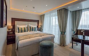 Select MS Charles Dickens - Neuss