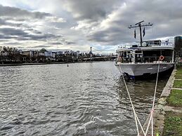 Select MS Charles Dickens - Frankfurt