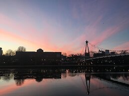 Select MS Charles Dickens - Frankfurt