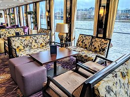 Select MS Charles Dickens - Frankfurt