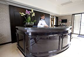 Select MS Charles Dickens - Frankfurt