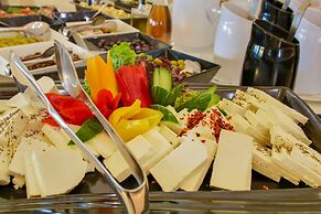 Olympian Bay Grand Resort