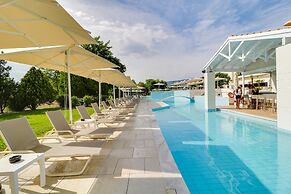 Olympian Bay Grand Resort