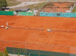 Olympian Bay Grand Resort