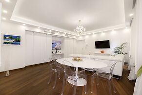 Luxury home with sea-view