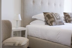 Luxury home with sea-view