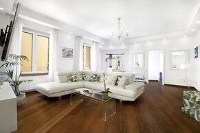 Luxury home with sea-view