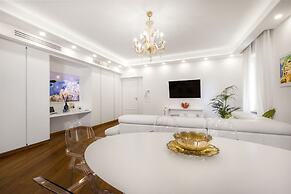 Luxury home with sea-view