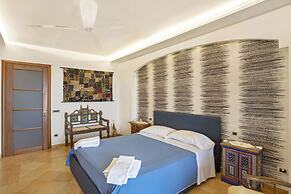 Luxury Villa with breathtaking Seaview, pool, BBQ