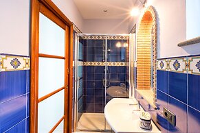 Luxury Villa with breathtaking Seaview, pool, BBQ