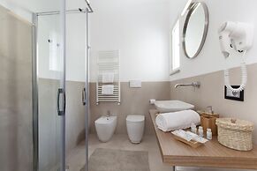 Mediterranean Suites - Old Town