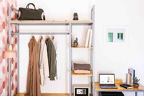 Mediterranean Suites - Old Town