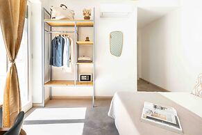 Mediterranean Suites - Old Town