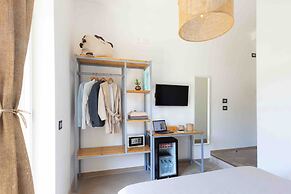 Mediterranean Suites - Old Town