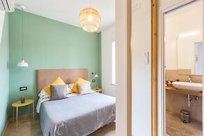 Mediterranean Suites - Old Town