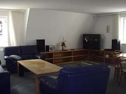 Apartments Holiday Pec