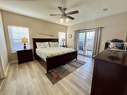 Walk-in Condo A-4 with Overlooking Deck by RedAwning