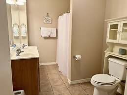 Walk-in Condo A-4 with Overlooking Deck by RedAwning