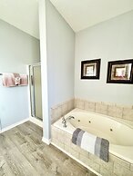 Family Condo B-4 near Table Rock Lake by RedAwning