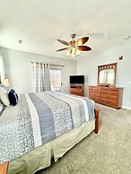 Family Condo B-4 near Table Rock Lake by RedAwning
