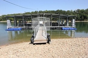 Lower Level Vacation Condo  B-3 at Vickery Resort by RedAwning