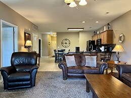 Lower Level Vacation Condo  B-3 at Vickery Resort by RedAwning