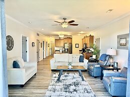 Lower Level Vacation Condo  B-2 with Dock Access by RedAwning