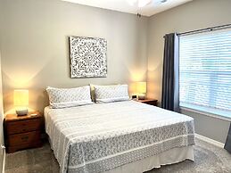 Upper Level Condo A-9 on Table Rock Lake by RedAwning