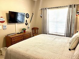 Upper Level Condo A-9 on Table Rock Lake by RedAwning