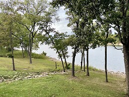 Lakefront Vacation Condo A-1 with Large Private Balcony by RedAwning