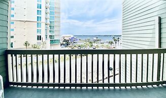 Summer House West 206B by ALBVR